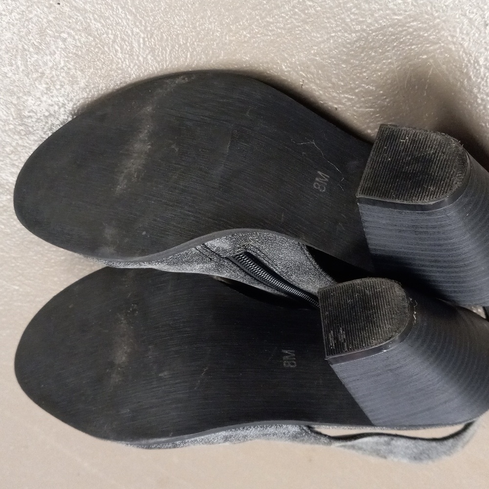 G by GUESS BOOTIES - Picture 7 of 9